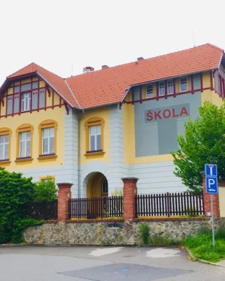 O základní škole - ZŠ a MŠ Šindlovy Dvory