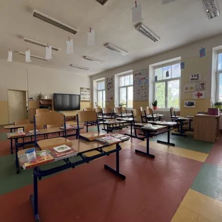 O základní škole - ZŠ a MŠ Šindlovy Dvory